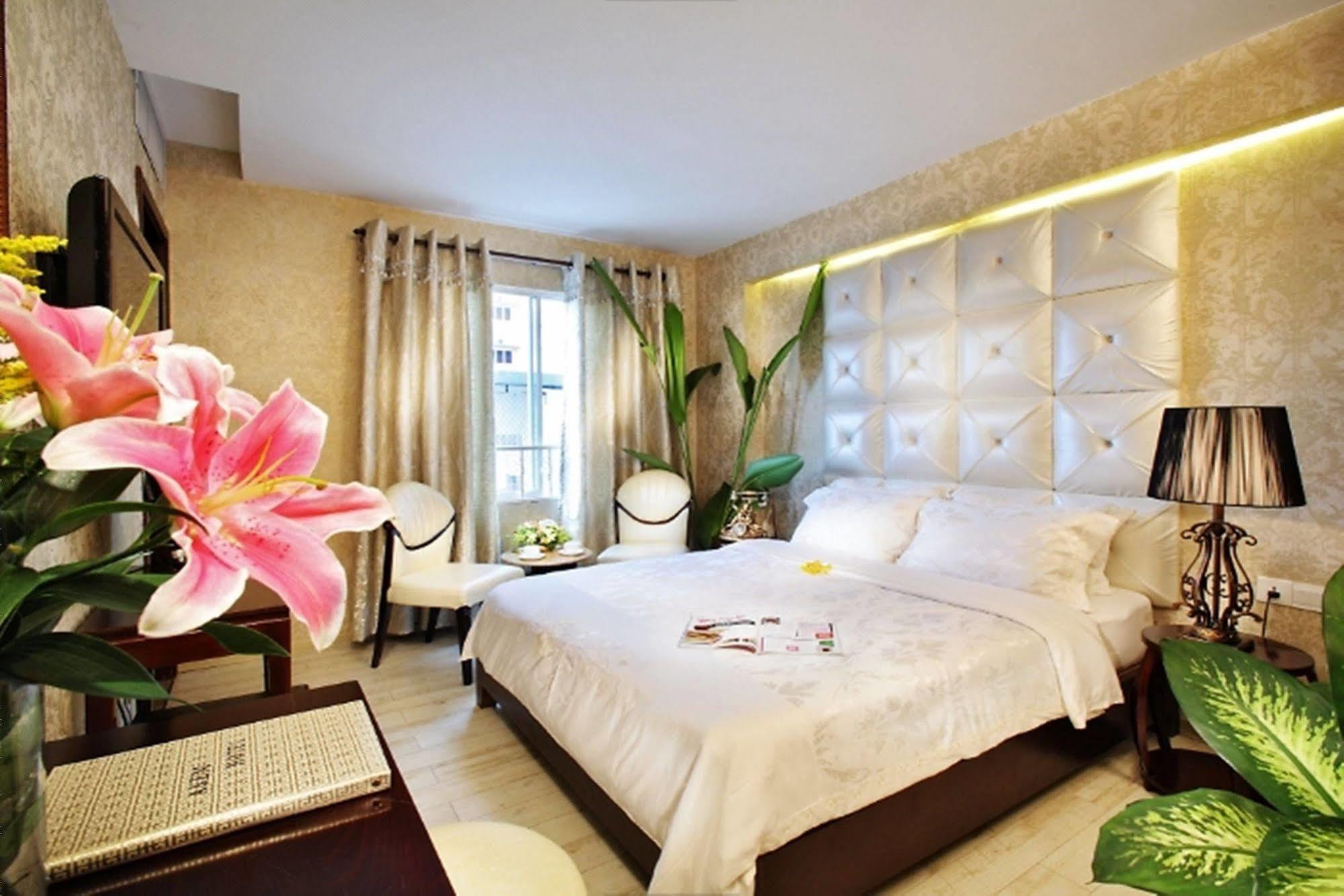 A&Em - The Petit Hotel Ho Chi Minh City Exterior photo
