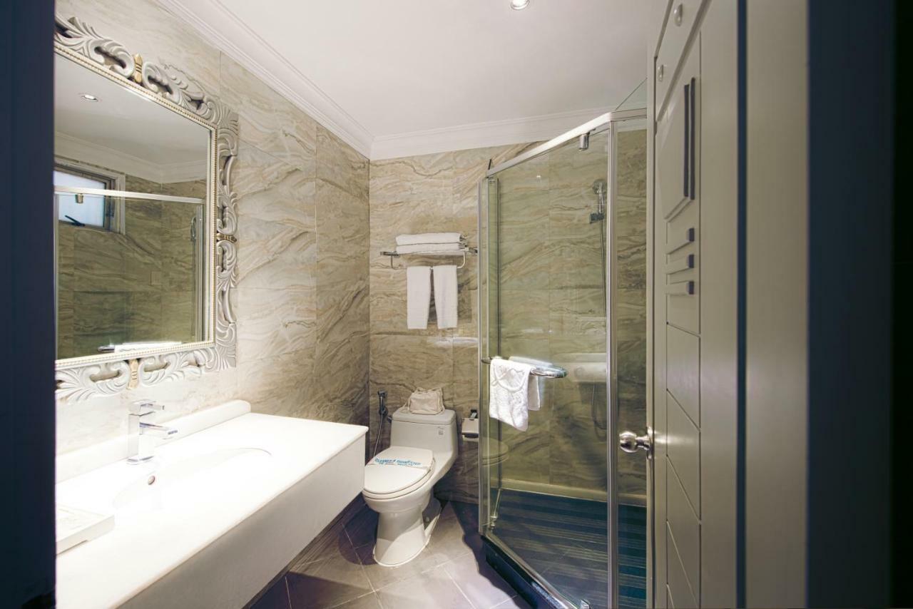 A&Em - The Petit Hotel Ho Chi Minh City Exterior photo